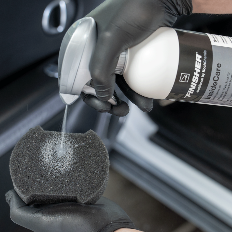 KochChemie InsideCare – חומר טיפוח והגנה לפלסטיק פנימי ברכב