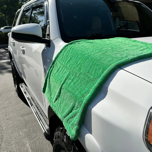 Green Microfiber Drying Towel 50×80 cm – 3D G-44G – 1200GSM