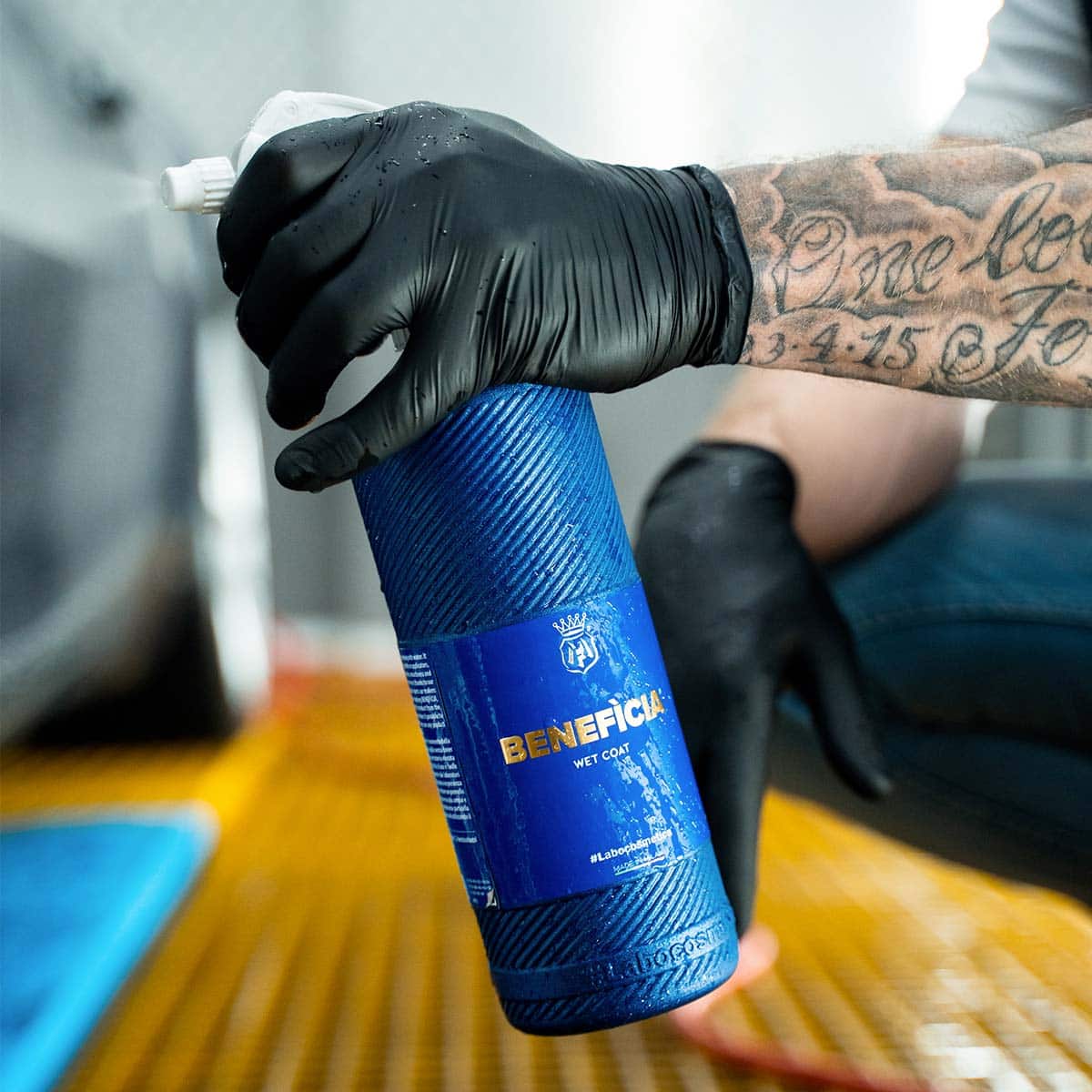 מחזק ציפויים על רטוב – Labocosmetica BENEFÌCIA