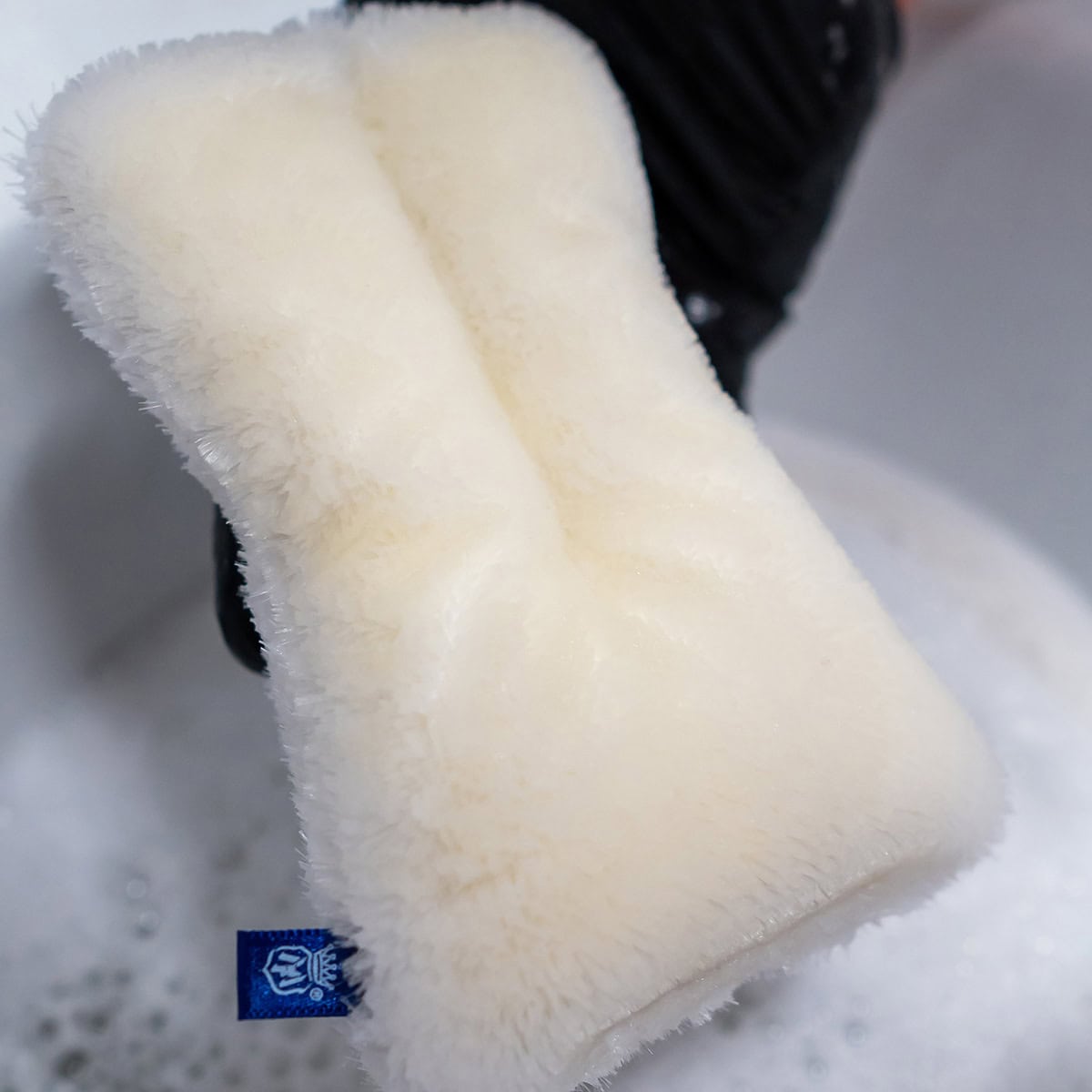 Labocosmetica DUO-SCRUB PAD – פד קרצוף מיוחד לפלסטיק, בדים ועור