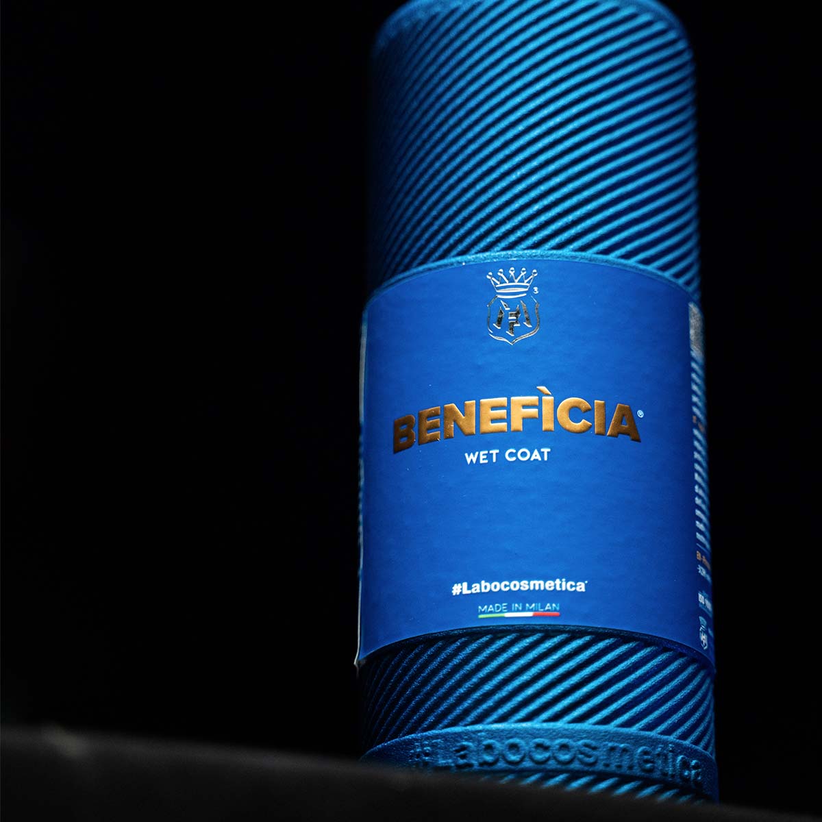 מחזק ציפויים על רטוב – Labocosmetica BENEFÌCIA