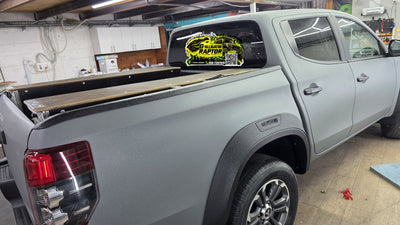 Mitsubishi Triton gray raptor